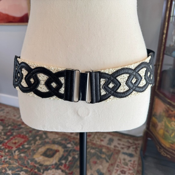 Vintage Accessories - Vintage Black and Cream Woven Stretch Belt